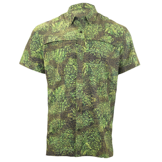 Xotic Camo & Fishing Gear Coral Reef Short Sleeve Button Down Shirt Coral - Size - M